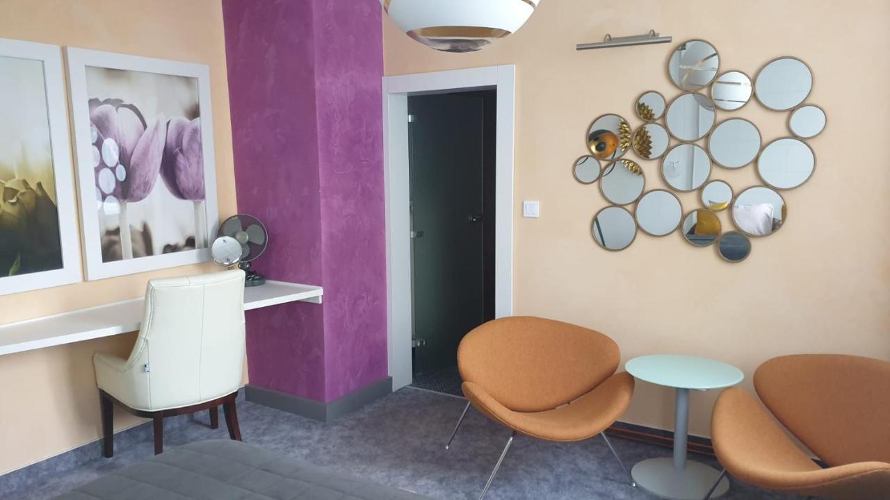 Kvetinovy Apartman A3B V Chomutove Екстер'єр фото